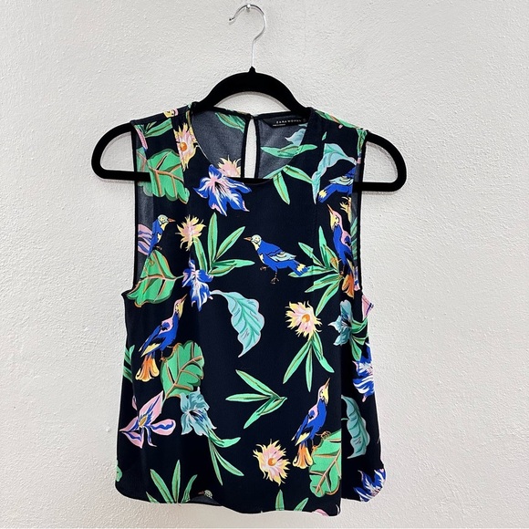 Zara Tops - Zara Round Neck Tropical Top Size Small